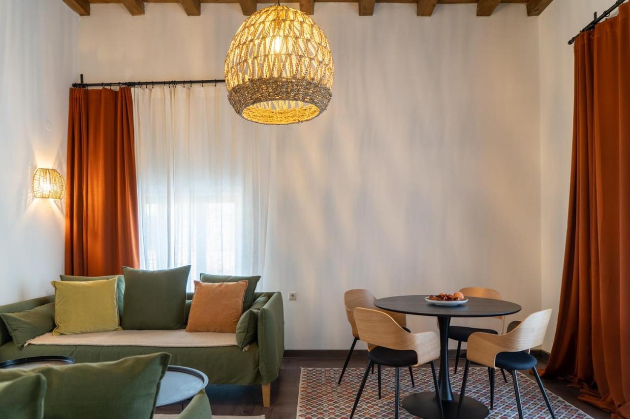 Quattro Domus 4-historical Townhouse Appartement *
